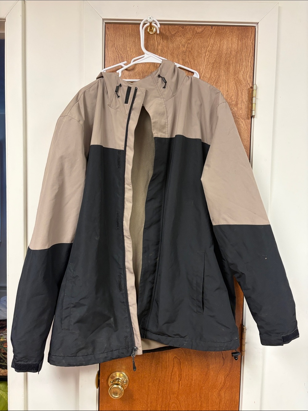 Magellan Outdoors Two-Tone Black and Tan Hooded Raincoat